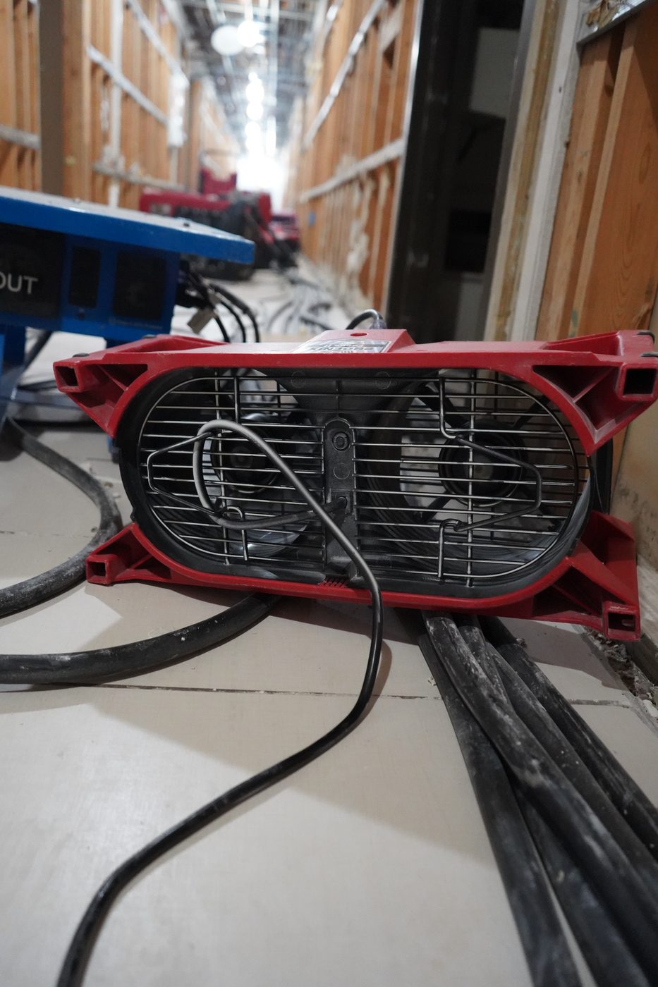 Revive Restoration drying equipment deployed in a Farmington Hills, MI water damage job